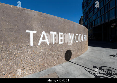 Das Switch-Haus eine zehn Etagen Erweiterung der Tate Modern Art Gallery, London. Entworfen von Herzog & de Meuron, geöffnet Juni 2016 Stockfoto