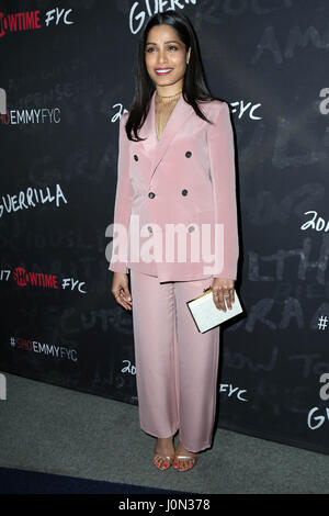 Beverly Hills, Kalifornien, USA. 13. April 2017. Freida Pinto bei der "Guerilla" FYD-Veranstaltung am WGA Theater in Beverly Hills, Kalifornien am 13. April 2017. Bildnachweis: David Edwards/Medien Punch/Alamy Live-Nachrichten Stockfoto