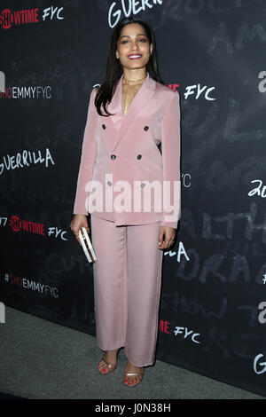 Beverly Hills, Kalifornien, USA. 13. April 2017. Freida Pinto bei der "Guerilla" FYD-Veranstaltung am WGA Theater in Beverly Hills, Kalifornien am 13. April 2017. Bildnachweis: David Edwards/Medien Punch/Alamy Live-Nachrichten Stockfoto