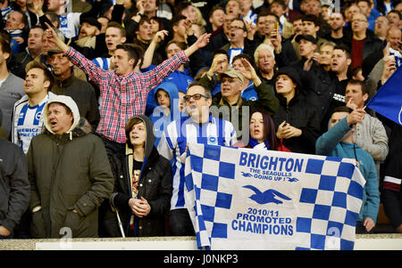 Brighton und Hove Albion Fußballfans UK Stockfoto