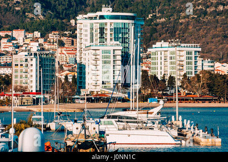 Hotel Tre Canne an der Küste von Budva, Montenegro Stockfoto