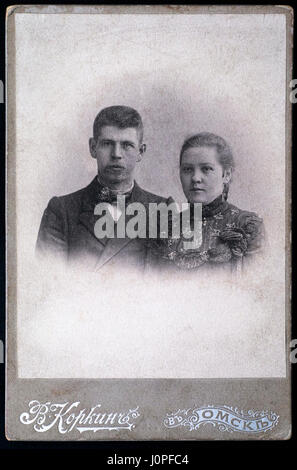 Tambow, Russische Föderation - 29. März 2015 Vintage fotografische Porträt des Paares. Foto wurde zu Beginn des 20. Jahrhunderts in Omsk in Sarah ph Stockfoto