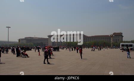 Große Halle des Volkes auf der westlichen Seite des Platz des himmlischen Friedens Peking China Stockfoto