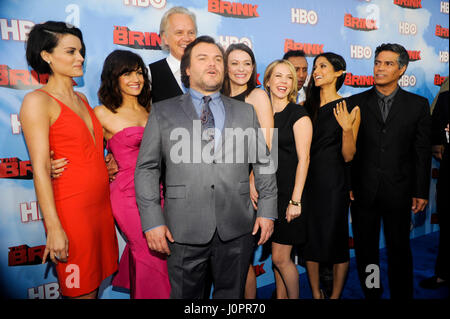 Jack Black (c) und Darstellern der The Brink besuchen Sie HBO "The Brink" Los Angeles Premiere bei Paramount Theater auf Paramount Studios viel los am 8. Juni 2015 in Los Angeles, Kalifornien. Stockfoto