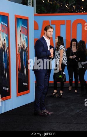 Schauspieler Chris Hemsworth besucht die Urlaub-Premiere im Westwood Village Theatre am 27. Juli 2015 in Los Angeles, Kalifornien. Stockfoto