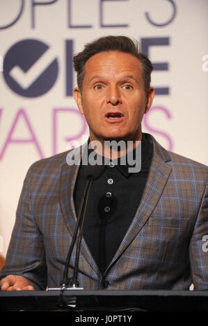 Executive Producer Mark Burnett besucht das Volk Wahl Awards 2016 Nominee Ankündigung auf das Paley Center for Media am 3. November 2015 in Los Angeles, Kalifornien. Stockfoto