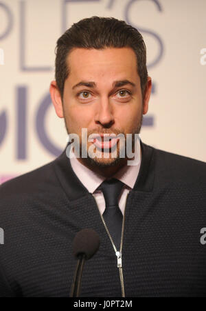 Zachary Levi besucht das Volk Wahl Awards 2016 Nominee Ankündigung auf das Paley Center for Media am 3. November 2015 in Los Angeles, Kalifornien. Stockfoto