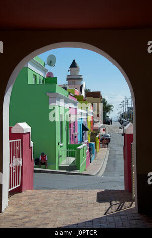 Chiappini Straße mit bunt bemalten Häusern Bo-Kaap-Cape Town-Südafrika Stockfoto