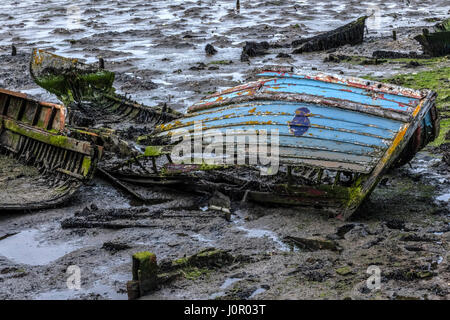 Boot-Wracks in Löcher Bay, Poole, Dorset, England, UK Stockfoto