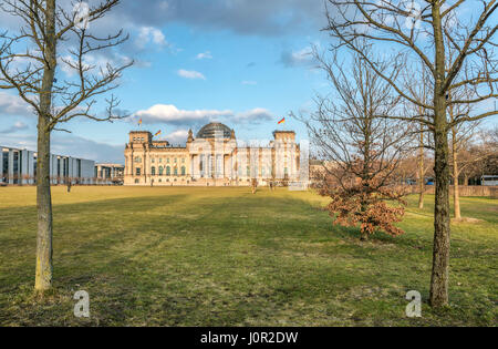 Deutsches parlamentsgebäude Reichstag im Regierungsviertel Berlin Stockfoto