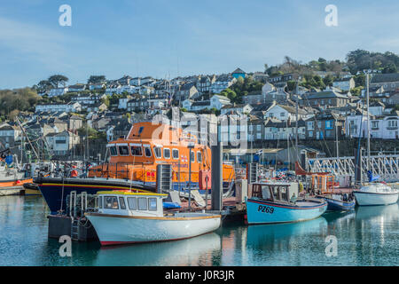 Newlyn Harbour und Marina an der Küste von Cornwall Stockfoto