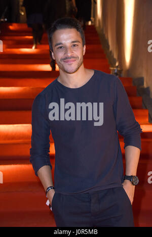 Welt-Premiere von "Sie werden gesucht" Amazon Originalserie im U3-Tunnel am Potsdamer Platz-Platz - nach der Party Featuring: Kostja Ullmann wo: Berlin, Deutschland bei: 15. März 2017 Stockfoto