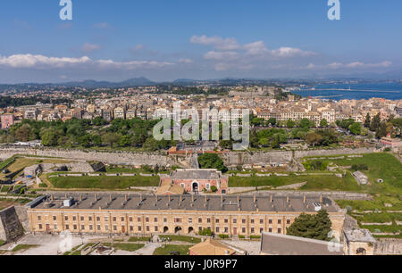 Corfu Stadt-Blick von der alten Festung während Ostern. Stockfoto
