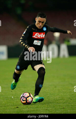 Neapel, Italien. 15. April 2017. Jose Callejon während der italienischen Serie ein Fußballspiel zwischen SSC Napoli und Udinese im Stadion San Paolo in Neapel Italien, 15. April 2017 Credit: Agnfoto/Alamy Live-Nachrichten Stockfoto