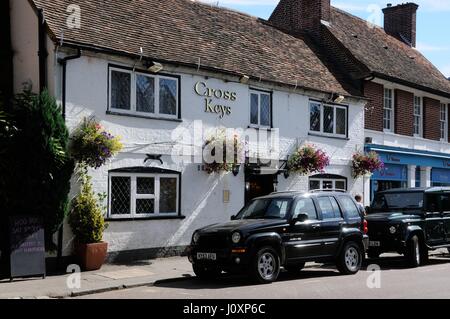 Cross Keys Inn war Harpenden, Hertfordshire.Henry Oldaker, einem ehemaligen Vermieter maßgeblich an der Gründung der Pferderennen auf Harpenden Stockfoto