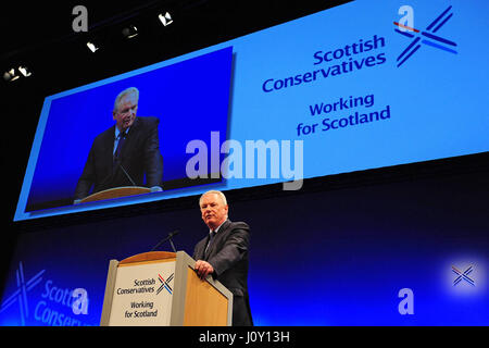 Francis Maude, Minister für das Cabinet Office, befasst sich mit die schottischen konservativen Partei-Konferenz in Edinburgh Stockfoto