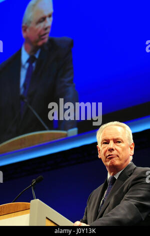 Francis Maude, Minister für das Cabinet Office, befasst sich mit die schottischen konservativen Partei-Konferenz in Edinburgh Stockfoto