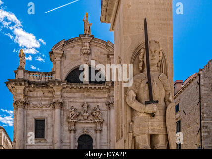 Kroatien-Dalmatien-Dubrovnik Altstadt anzeigen - Spalte von Orlando und St. Blasius-Kirche Stockfoto