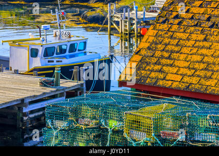 Krabben und Hummer fallen in Lunenburg, Nova Scotia, Kanada Stockfoto