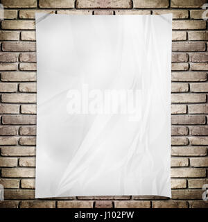 leere Plakat hängen Grunge Ziegelmauer Stockfoto