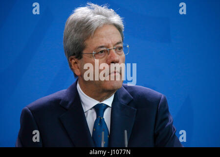 Paolo Gentiloni - Treffen der dt. Bundeskanzlerin Mit Dem Italienischen Premierminister, Bundeskanzleramt, 18. Januar 2017, Berlin. Stockfoto