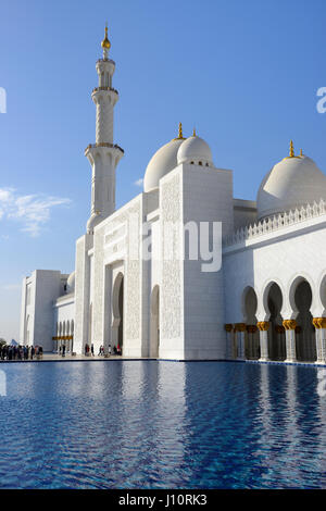 Sheikh Zayed Grand Moschee, Abu Dhabi, Vereinigte Arabische Emirate, Naher Osten Stockfoto