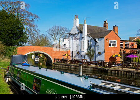 Der Fluss steigen bei Barrow auf Anzusteigen, Leicestershire, England Großbritannien Stockfoto