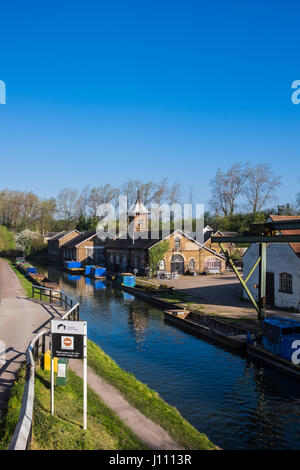 Grand Union Canal in Tring Gipfel & Reservoir, Hertfordshire, England, Großbritannien Stockfoto