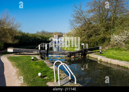 Grand Union Canal in Tring Gipfel & Reservoir, Hertfordshire, England, Großbritannien Stockfoto