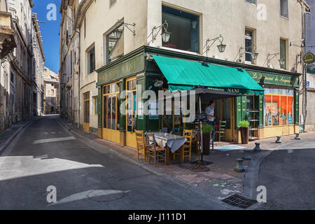 Avignon, Frankreich, 9. September 2016: Restaurant im historischen Zentrum von Avignon in Frankreich Stockfoto