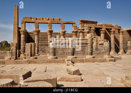 Kiosk des Nektanebos I. im ptolemäischen Tempel von Philae, Assuan, Ägypten, Afrika Stockfoto