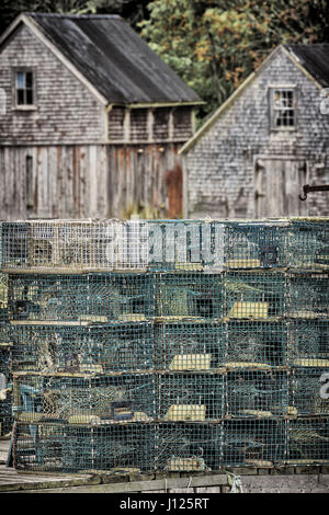 Krabben und Hummer fallen in Lunenburg, Nova Scotia, Kanada Stockfoto