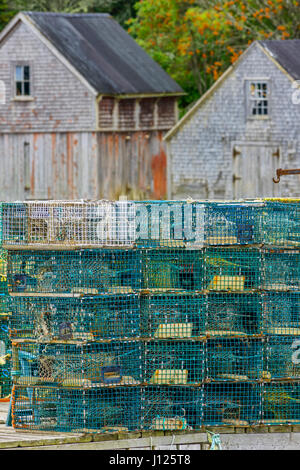 Krabben und Hummer fallen in Lunenburg, Nova Scotia, Kanada Stockfoto