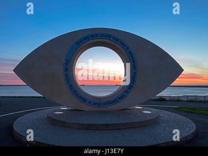 Morgendämmerung über Süden schirmt bei "Das Auge", South Shields, Nord-Ost-England, Vereinigtes Königreich Stockfoto