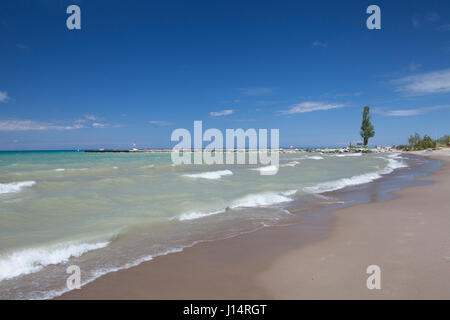 Hauptstrand im Township von Kincardine, Ontario, Kanada am Lake Huron, Teil der nordamerikanischen großen Seen Stockfoto