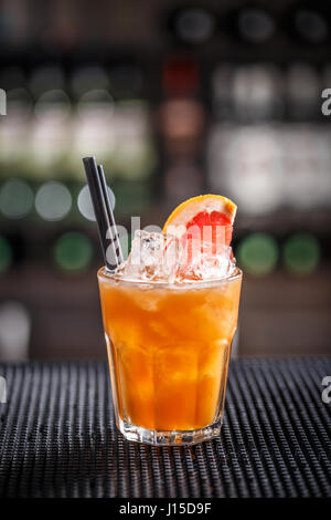 Nicht-alkoholische Getränke an der Bar Theke im Night Club. Stockfoto