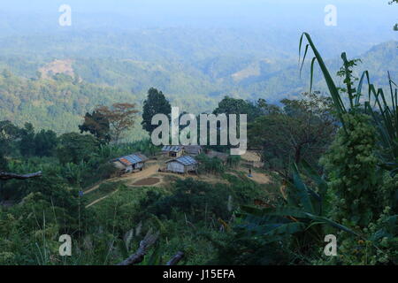 Ethnische Dorf nahe Sajek Tal in Rangamati, Bangladesch. Stockfoto