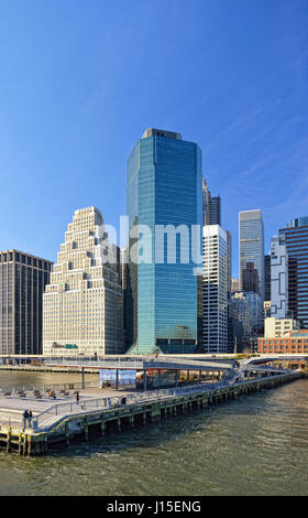 Lower Manhattan am sonnigen Tag. Stockfoto