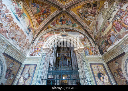 Orvieto. Umbrien. 15. Jahrhundert Fresken in der Kapelle San Brizio (La Cappella di San Brizio, o Cappella Nova), der Dom von Orvieto.  Im Jahre 1447 Fra Stockfoto