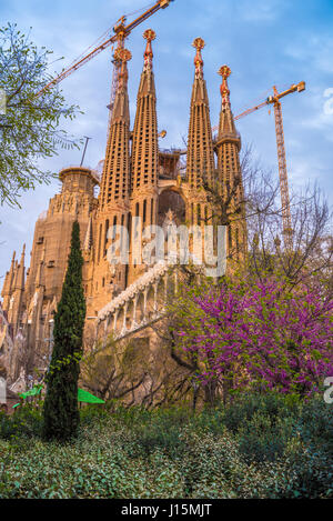 Barcelona, Katalonien, Spanien: Thierenbach und Expiatory Kirche der Heiligen Familie, bekannt als Sagrada Familia Stockfoto
