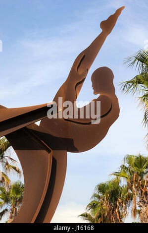 Alfredo Lanz "Huldigung zu schwimmen" Skulptur, Placa del Mar, barcelona Stockfoto