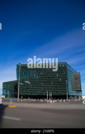 Harpa Gebäude, schöner Tag in Reykjavik Island Stockfoto