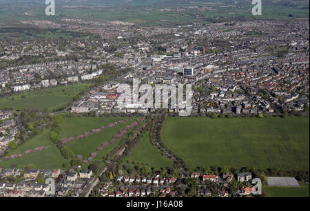 Luftaufnahme von Harrogate Town Centre, Yorkshire, Großbritannien Stockfoto