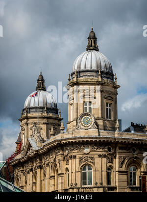 Dach des Maritime Museum mit Clocktower, Hull, UK. Stockfoto