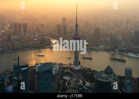 Luftaufnahme von Shanghai, shanghai Lujiazui Finanz- und Geschäftswelt Bezirk Trade Zone Skyline, Shanghai, China. Stockfoto