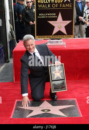 Hollywood, Kalifornien, USA. 17. April 2017. Gary Sinise. Gary Sinise mit Stern auf dem Hollywood Walk Of Fame geehrt. Bildnachweis: AdMedia/ZUMA Draht/Alamy Live-Nachrichten Stockfoto