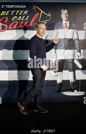 Madrid, Spanien. 18. April 2017. Schauspieler Bob Odenkirk während der Fototermin des Films "besser genannt Saul" in Madrid 18.04.2017 Credit: Gtres Información Más lokalen auf line,S.L./Alamy Live News Stockfoto