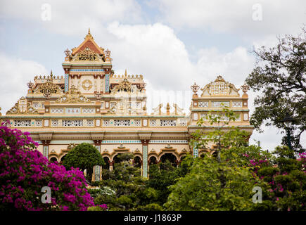 Blick auf Vinh Trang Tempel im Mekong Delta, Vietnam Stockfoto