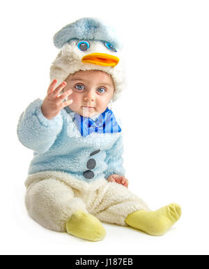 Baby Ente Anzug posiert auf Kamera auf weißem Hintergrund Stockfoto