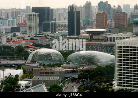 Theater an der Bucht aka der Durian, Esplanade Luftaufnahme - Theater an der Bucht und Fluss Singapur, Singapur Stockfoto